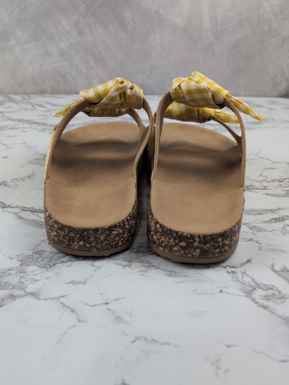 Comfort Est. 1946 Yellow Gingham Bow Slide Sandals - Size 10

​ - Picture 3 of 7